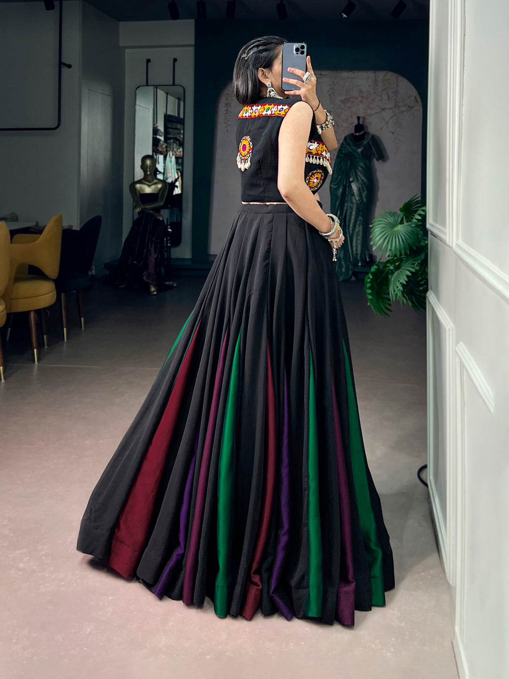 Georgette Gamthi Work Navratri Lehenga