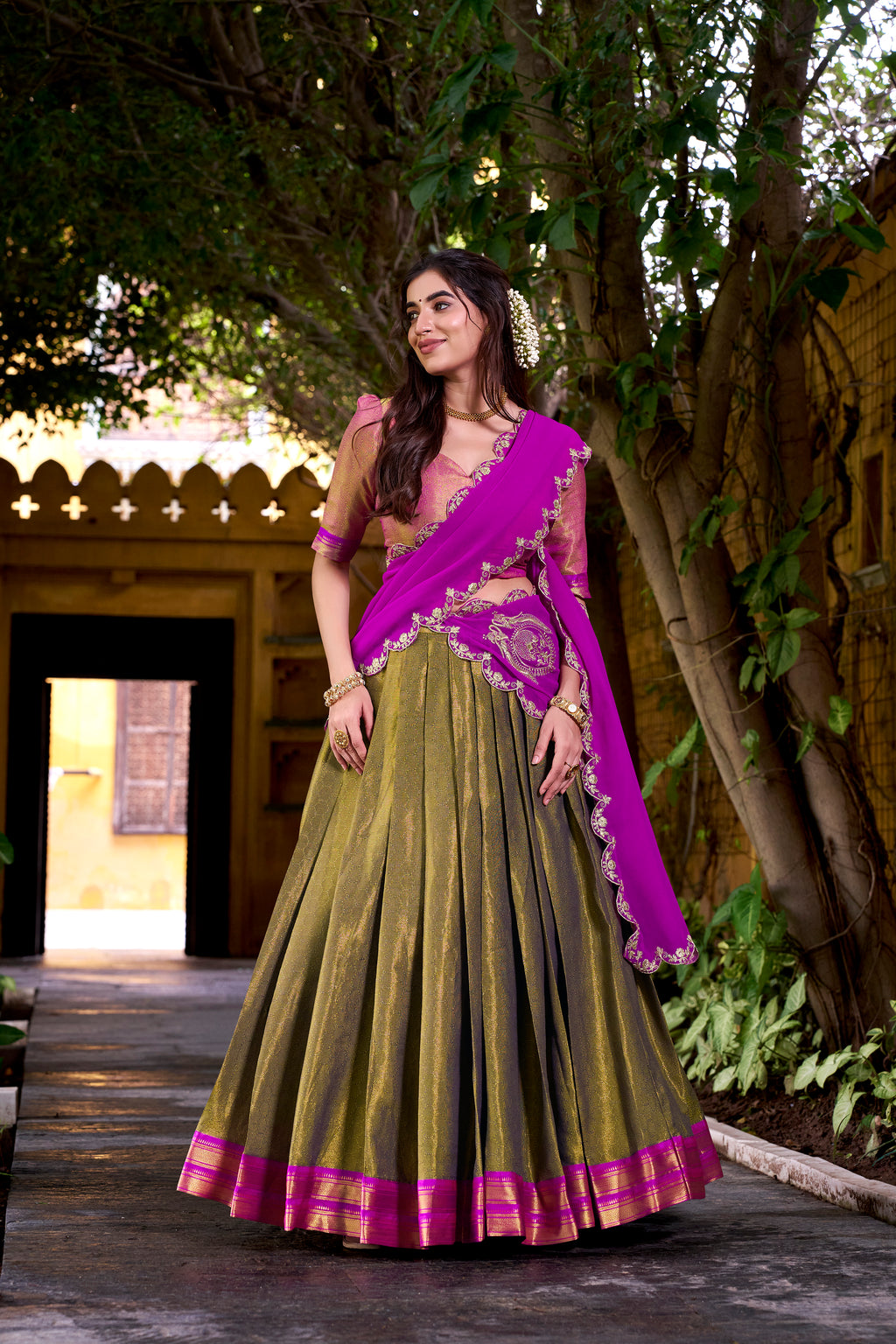Kanchipuram Zari Weaving Lehenga With Dupatta