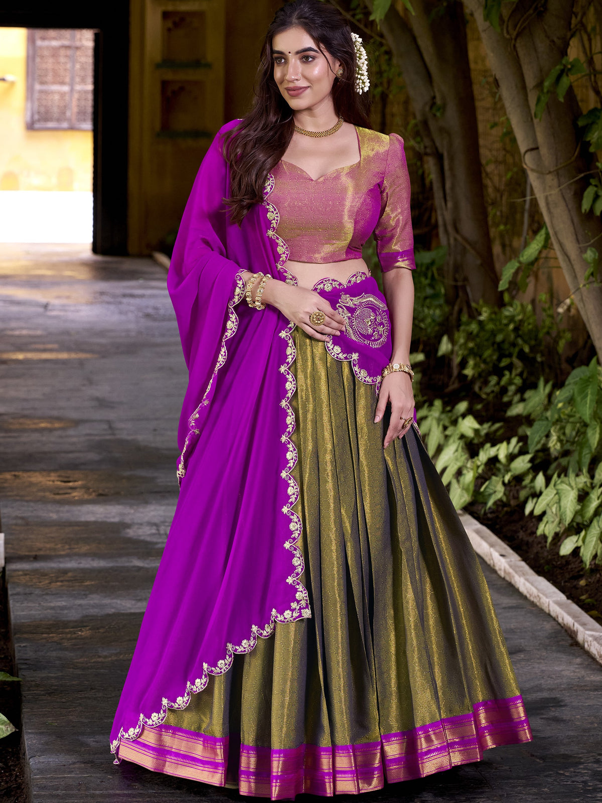 Kanchipuram Zari Weaving Lehenga With Dupatta