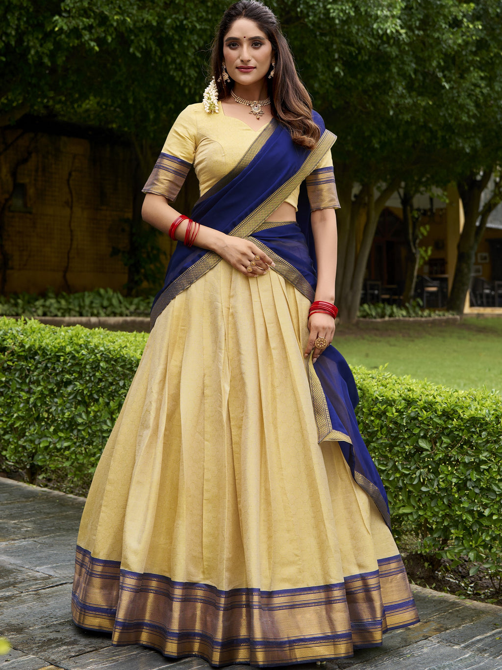 Kanchipuram Zari Weaving Lehenga With Dupatta