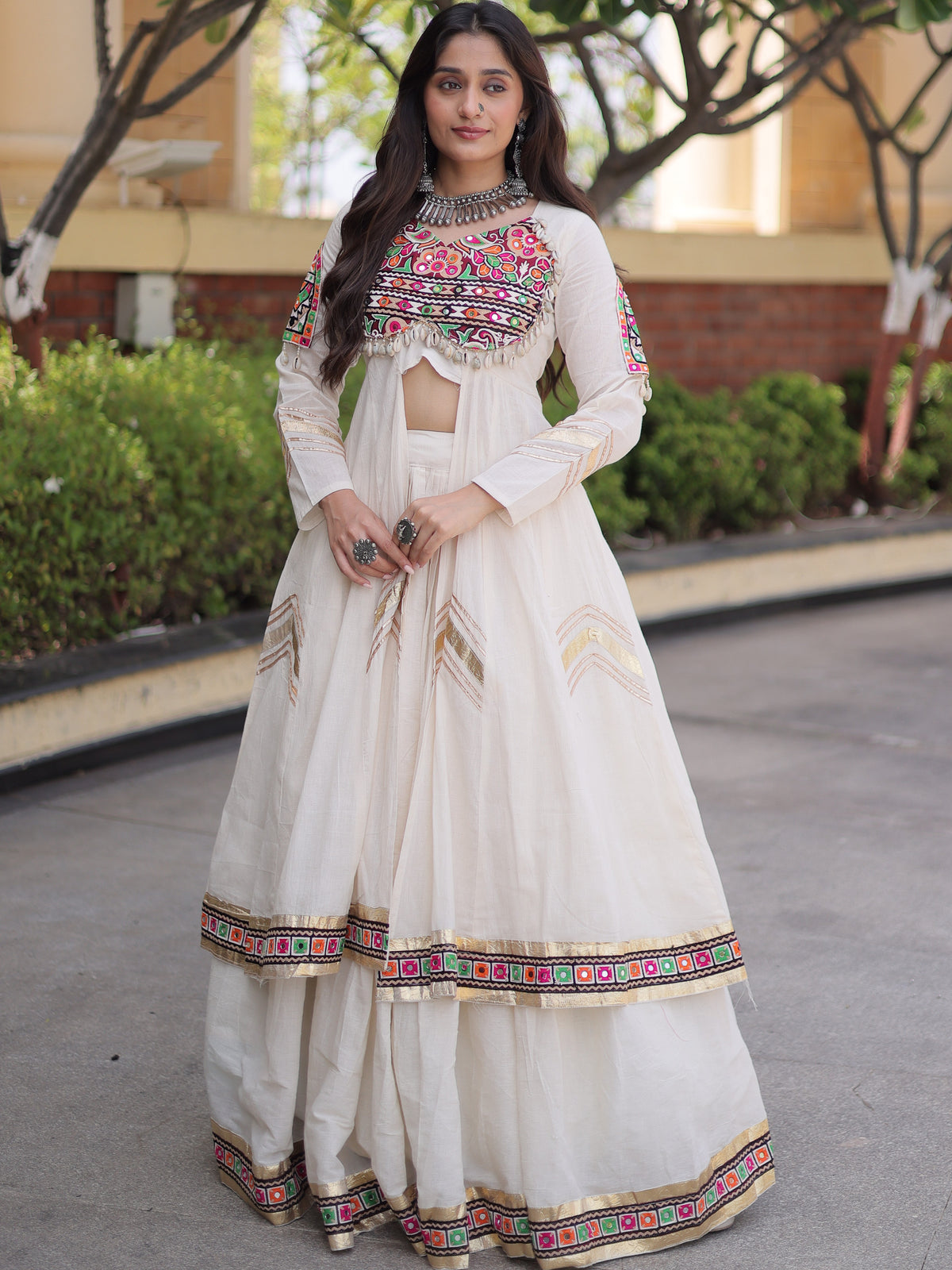 Kora Cotton Gamthi Work Navratri Lehenga With Shrug