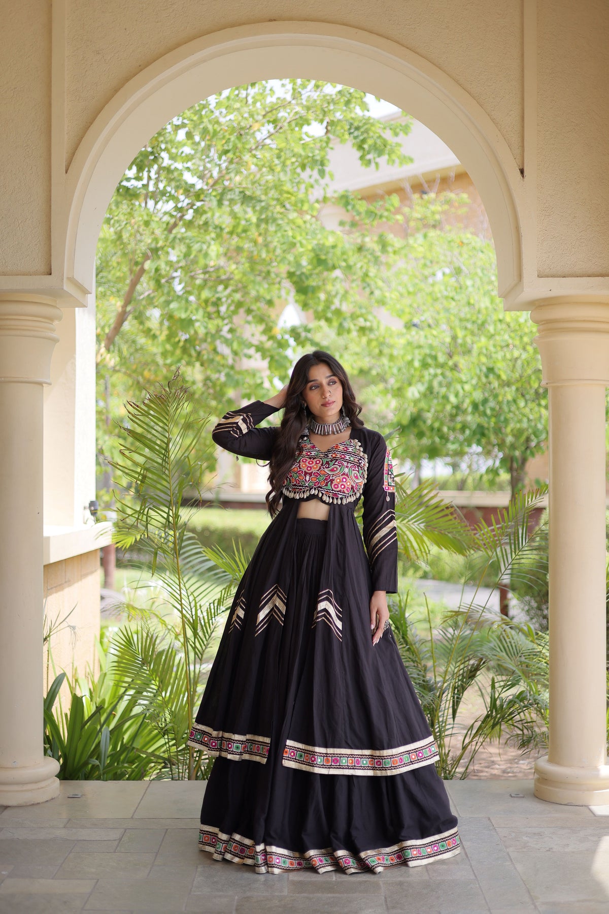 Kora Cotton Gamthi Work Navratri Lehenga With Shrug